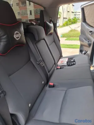 2024 Nissan Frontier — foto 4 / 13