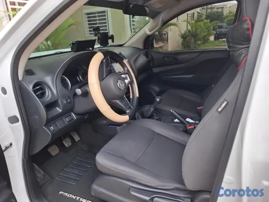 2024 Nissan Frontier — foto 7 / 13