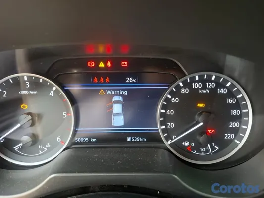 2024 Nissan Frontier — foto 9 / 13