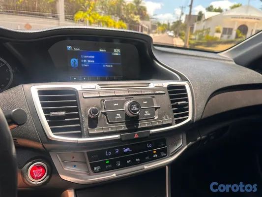 2014 Honda Accord — foto 10 / 12