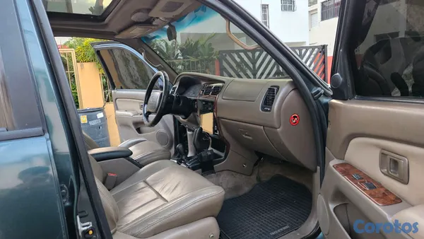 1996 Toyota 4 Runner — foto 7 / 9