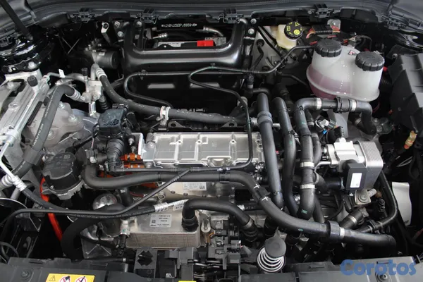 2026 Mercedes-Benz Clase EQA 350 4MATIC — foto 5 / 10