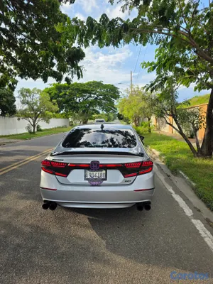 2019 Honda Accord — foto 10 / 10
