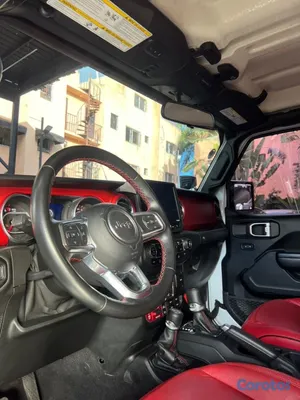 2020 Jeep Gladiator — foto 3 / 7