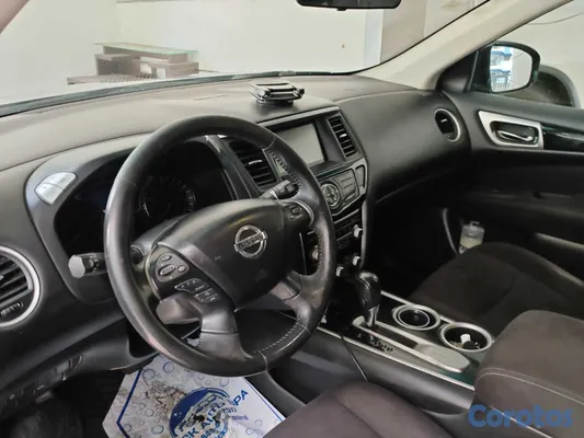 2013 Nissan Pathfinder — foto 7 / 7