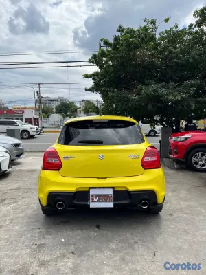 2022 Suzuki Swift — foto 8 / 10