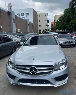 2017 Mercedes-Benz Clase C — foto 3 / 9