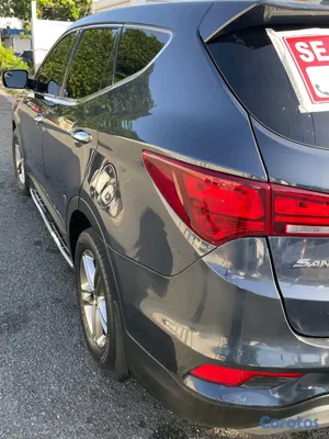 2018 Hyundai Santa Fe — foto 2 / 8