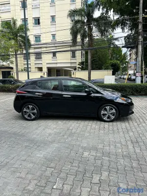 2020 Nissan Leaf — foto 4 / 14