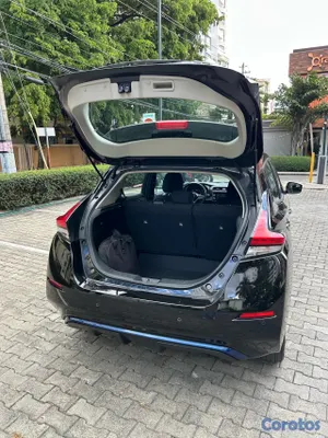 2020 Nissan Leaf — foto 9 / 14