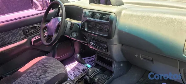2002 Mitsubishi L200