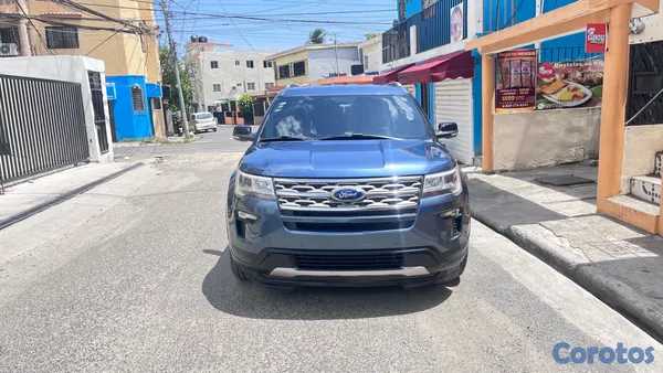 2018 Ford Explorer — foto 3 / 16