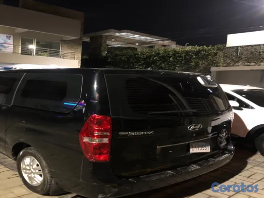 2017 Hyundai Starex — foto 3 / 5