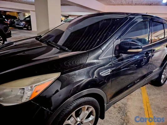 2013 Ford Escape — foto 5 / 8