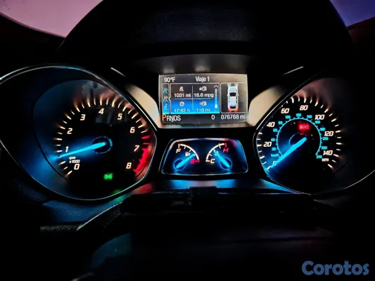 2013 Ford Escape — foto 7 / 8