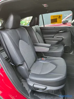2021 Toyota Highlander — foto 8 / 10