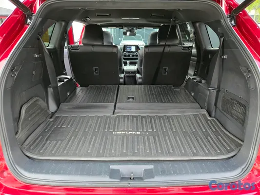 2021 Toyota Highlander — foto 9 / 10