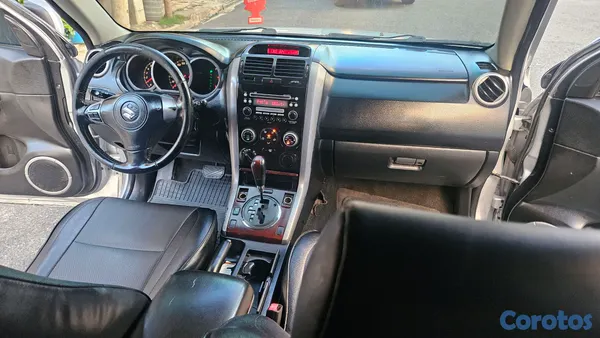 2008 Suzuki Grand Vitara — foto 8 / 11