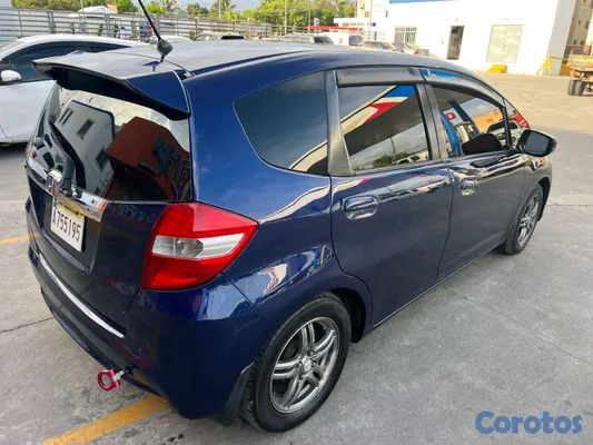 2011 Honda Fit — foto 4 / 13