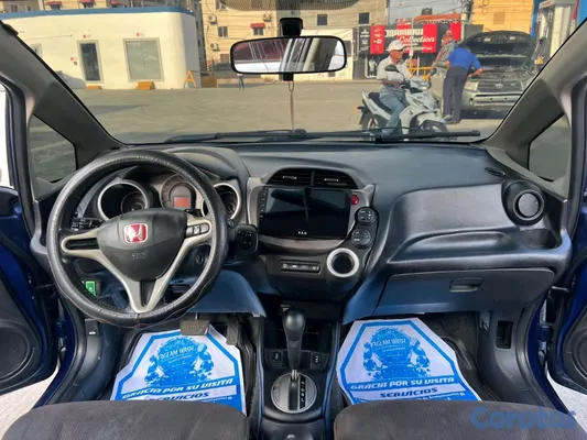 2011 Honda Fit — foto 5 / 13