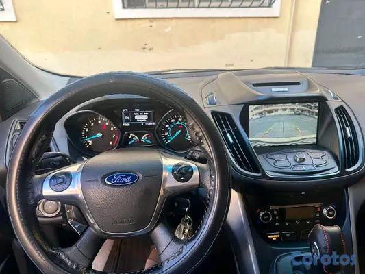 2016 Ford Escape — foto 8 / 11