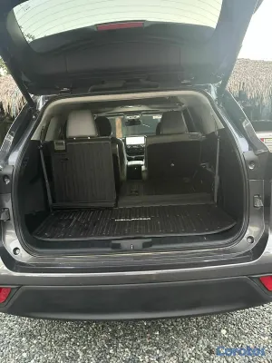2023 Toyota Highlander — foto 2 / 10