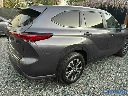 2023 Toyota Highlander — foto 3 / 10