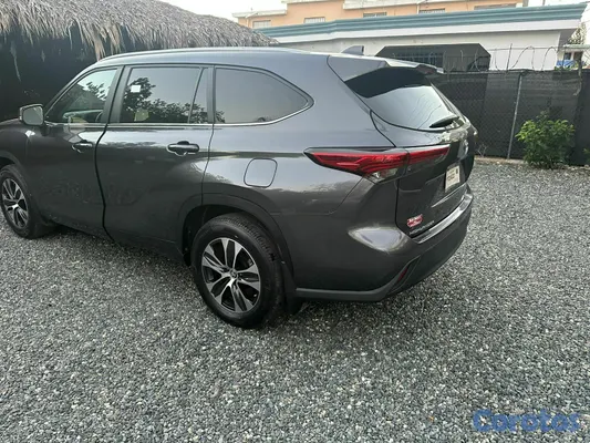 2023 Toyota Highlander — foto 6 / 10
