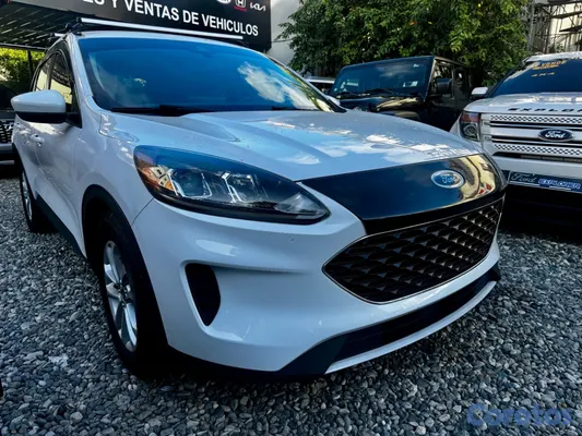 2020 Ford Escape — foto 2 / 10