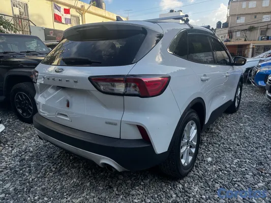 2020 Ford Escape — foto 4 / 10