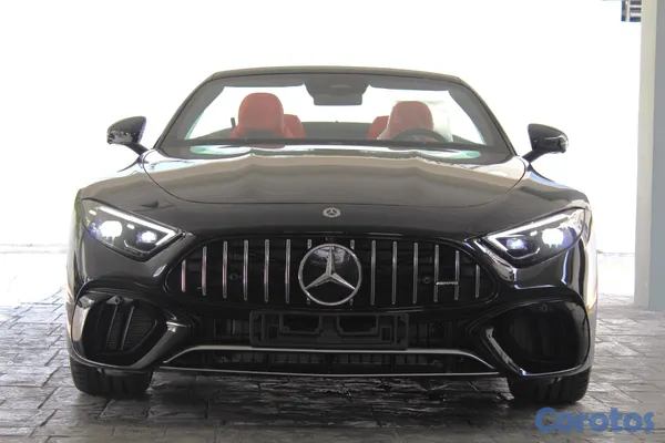 2026 Mercedes-Benz Clase SL 55-AMG — foto 2 / 9