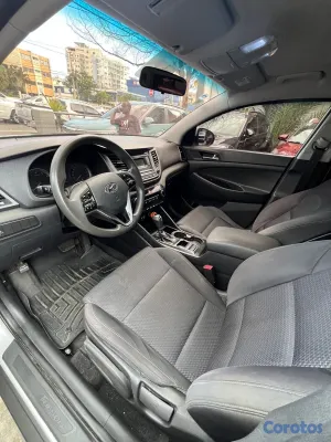 2017 Hyundai Tucson — foto 4 / 10