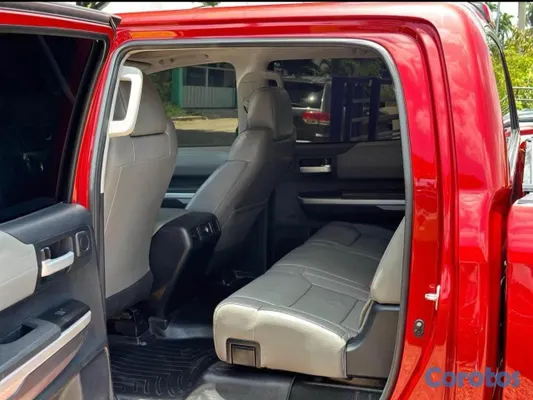 2014 Toyota Tundra — foto 4 / 6