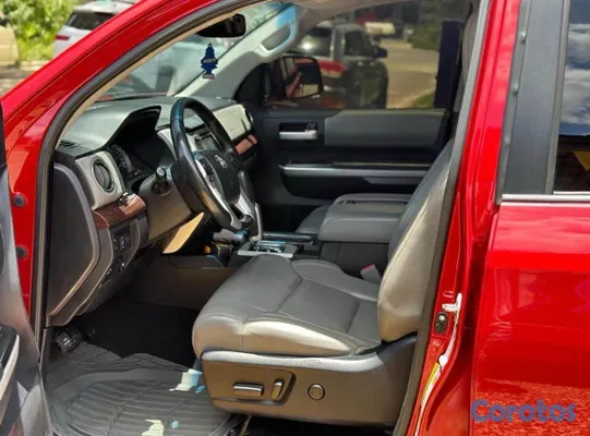 2014 Toyota Tundra — foto 5 / 6