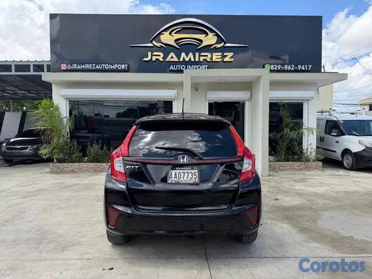 2017 Honda Fit — foto 5 / 10