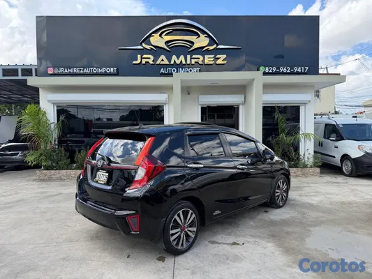 2017 Honda Fit — foto 6 / 10
