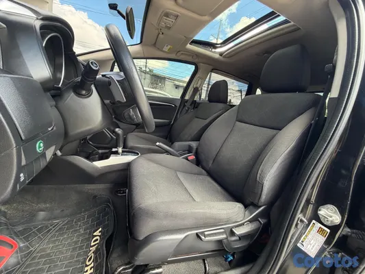 2017 Honda Fit — foto 8 / 10