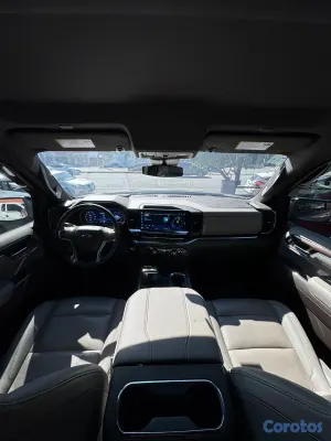 2023 Chevrolet Silverado — foto 4 / 16