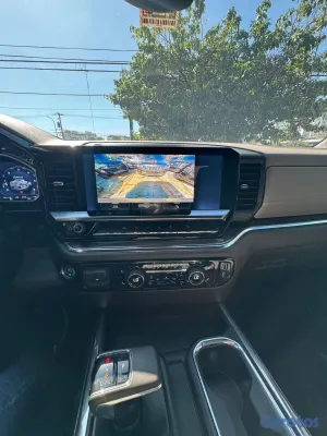 2023 Chevrolet Silverado — foto 12 / 16