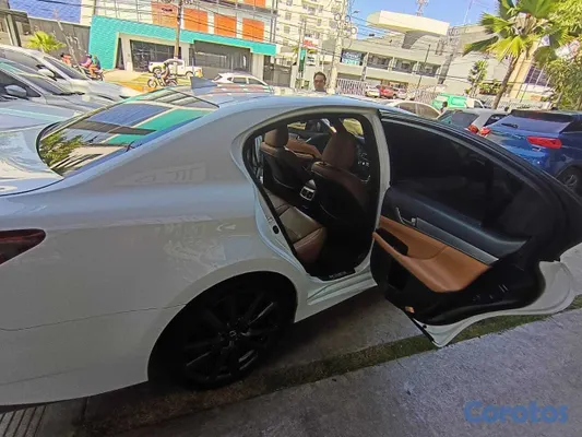 2015 Lexus Gs — foto 6 / 8