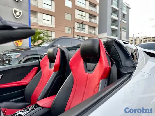 2016 Lamborghini Huracan — foto 7 / 14