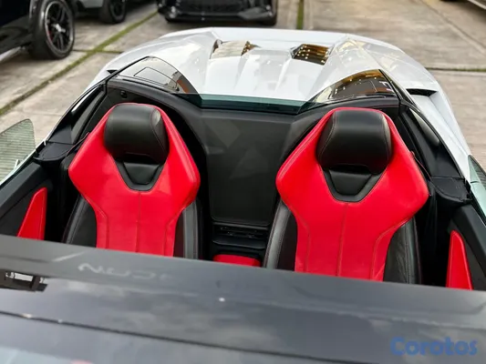 2016 Lamborghini Huracan — foto 8 / 14