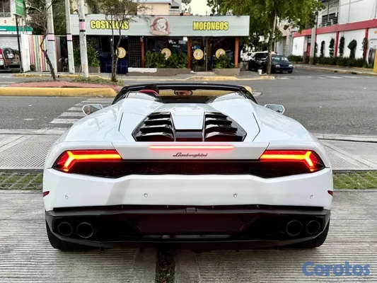 2016 Lamborghini Huracan — foto 11 / 14