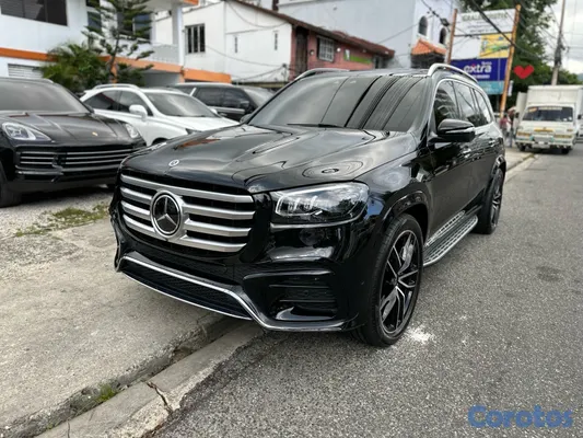 2025 Mercedes-Benz Clase GLS — foto 3 / 13