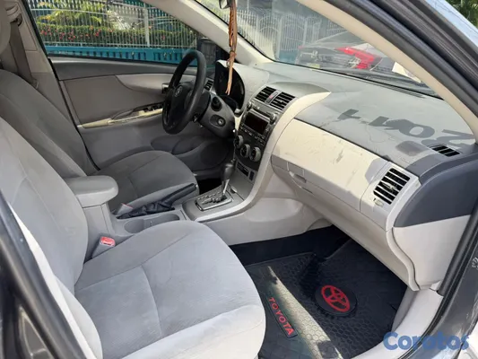 2011 Toyota Corolla — foto 4 / 13