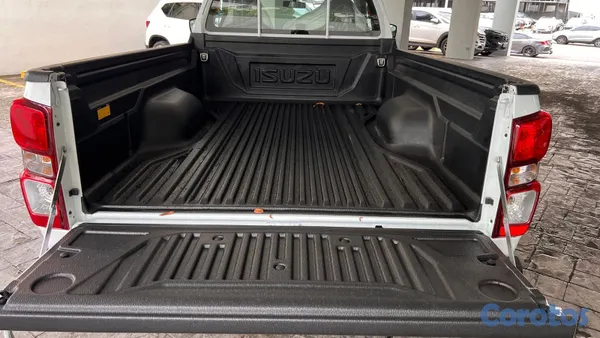 2026 Isuzu Dmax — foto 9 / 11