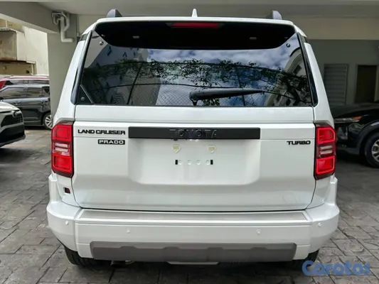 2026 Toyota Land Cruiser Prado — foto 5 / 12