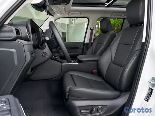 2026 Toyota Land Cruiser Prado — foto 6 / 12