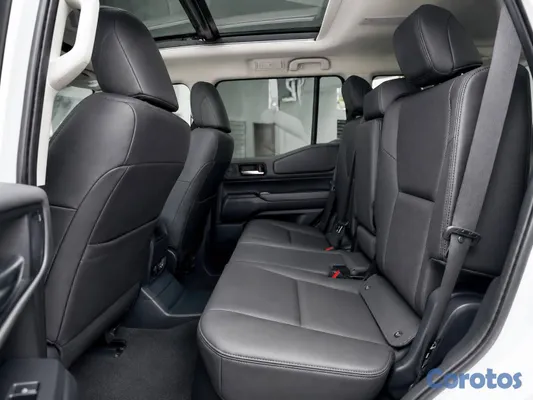2026 Toyota Land Cruiser Prado — foto 7 / 12