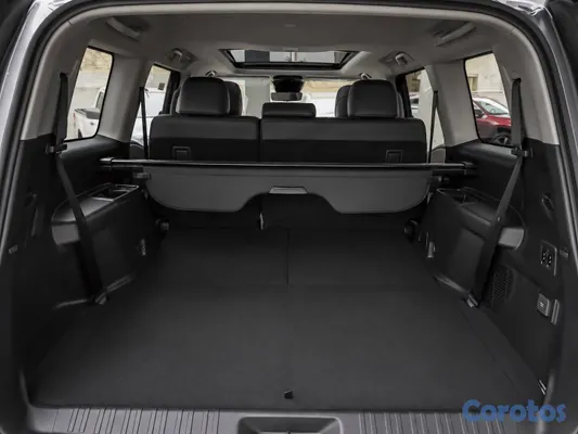 2026 Toyota Land Cruiser Prado — foto 9 / 12